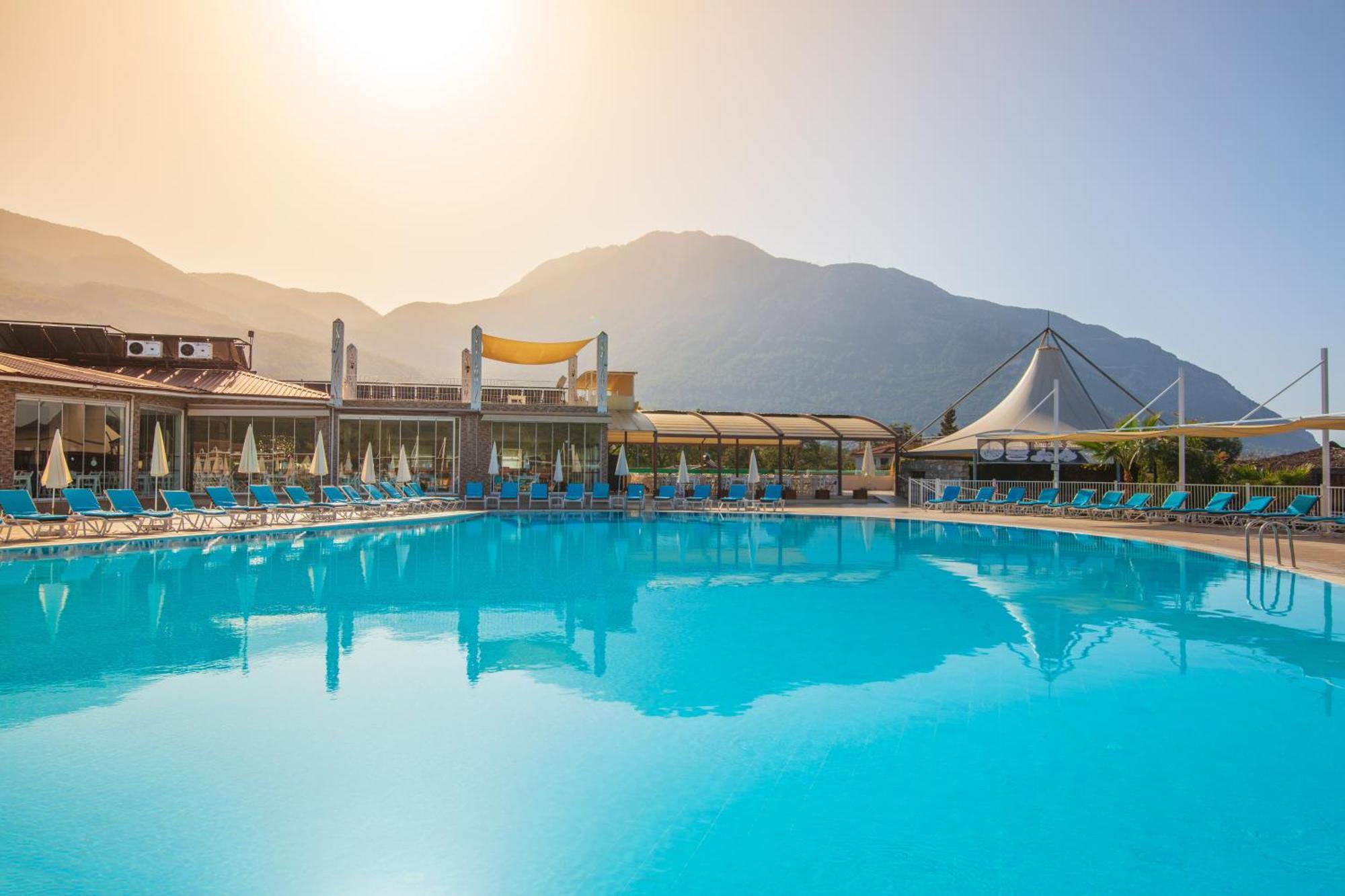 Sahra Su Holiday Village & Spa Oludeniz Exterior foto